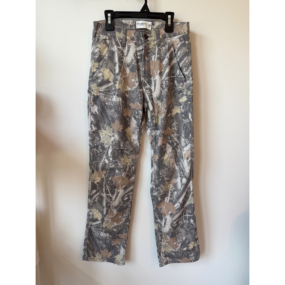Abercrombie Kids Loose Pant Grey Leaf Camo Print Boys Size 11/12 Regular Pant